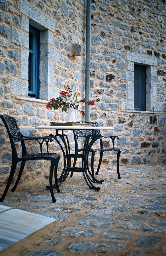 Lithos Stone Suites Areopoli Exterior foto