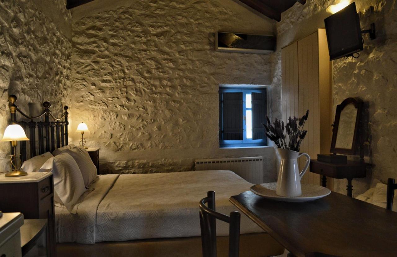 Lithos Stone Suites Areopoli Exterior foto