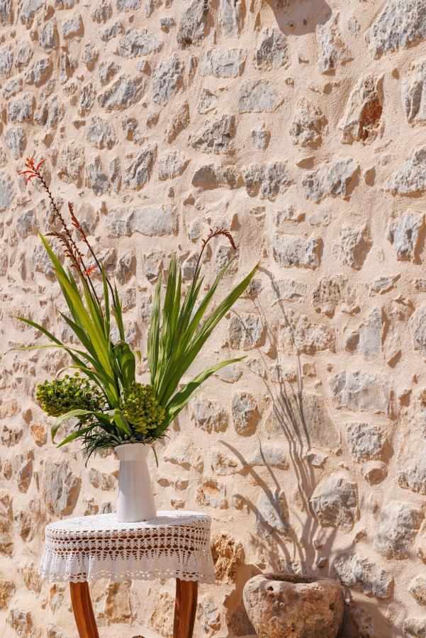 Lithos Stone Suites Areopoli Exterior foto